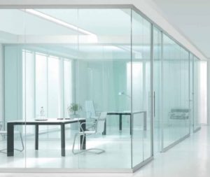 kaca sekat ruangan