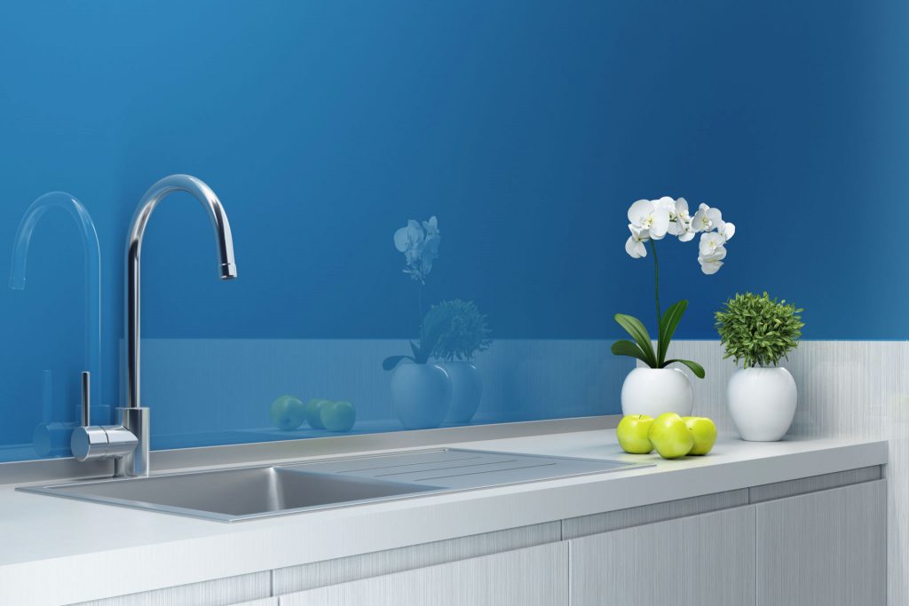 Backsplash kaca custom