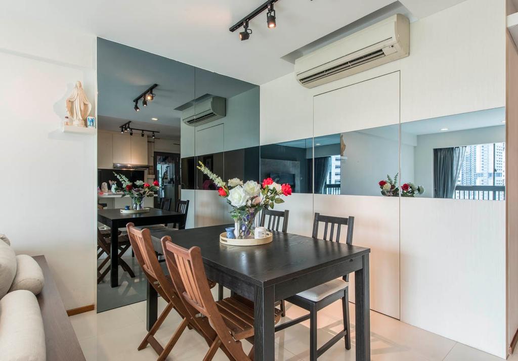 backdrop kaca cermin