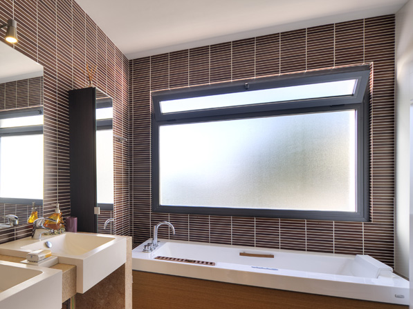 model kaca jendela polos